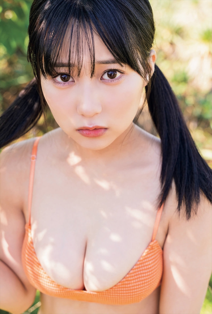 HKT48田中美久の最新写真集のオレンジのビキニ高画質画像